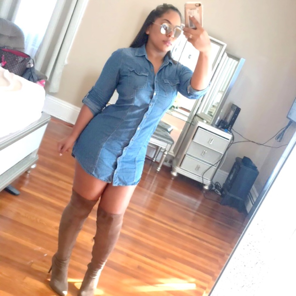*HOST PICK * Denim Fitted Dress
